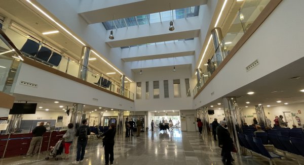 El Hospital Virgen de la Victoria mejora la accesibilidad al área de Atención a la Ciudadanía