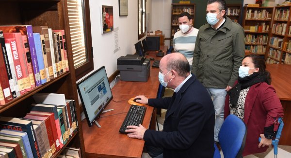 Antequera invierte 15.000 euros en la dotación de 22 nuevos ordenadores para el municipio