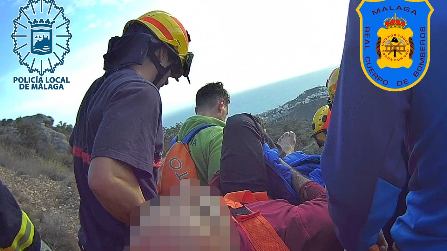 El Cuerpo de Bomberos y la Policía Local de Málaga rescatan a un escalador en el Monte San Antón