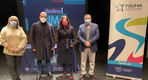 Vélez-Málaga y la UMA ofrecen orientación a 450 alumnos sobre sus futuros estudios