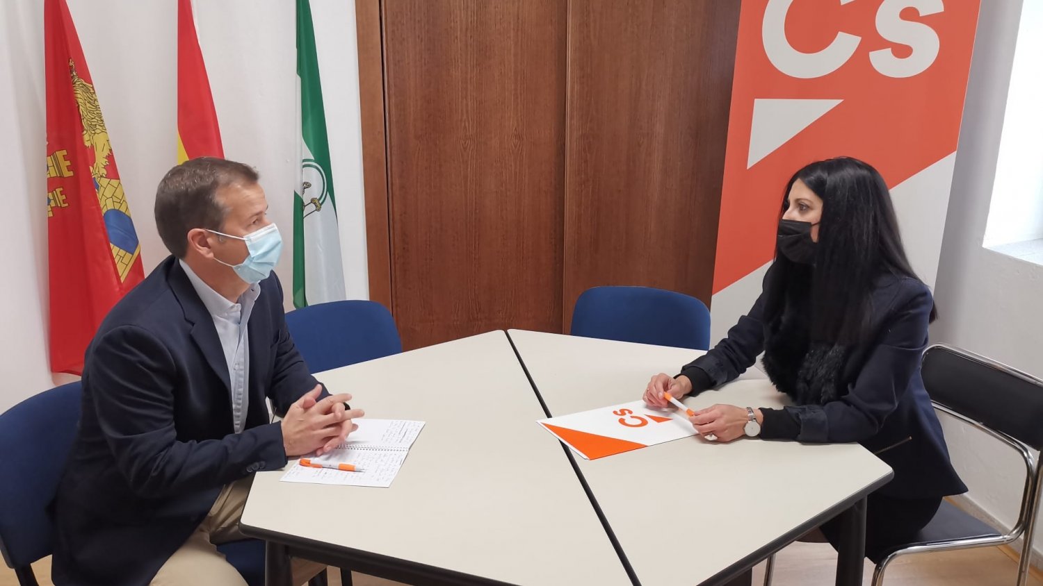 Cs anuncia que reclamará dos servicios diarios por tren entre Álora y la estación de El Chorro