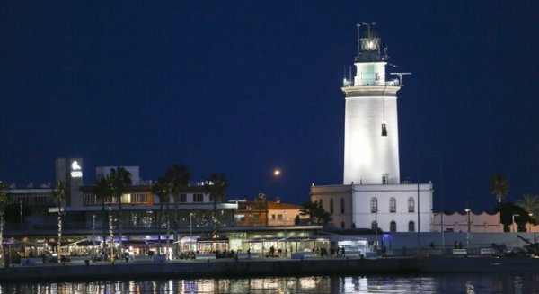 Puertos del Estado, en contra de la declaración de La Farola como BIC
