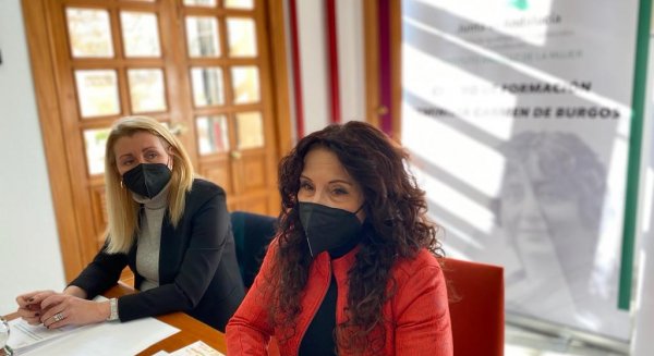 El IAM ofrece a las asociaciones de mujeres un plan formativo para la elaboración de proyectos