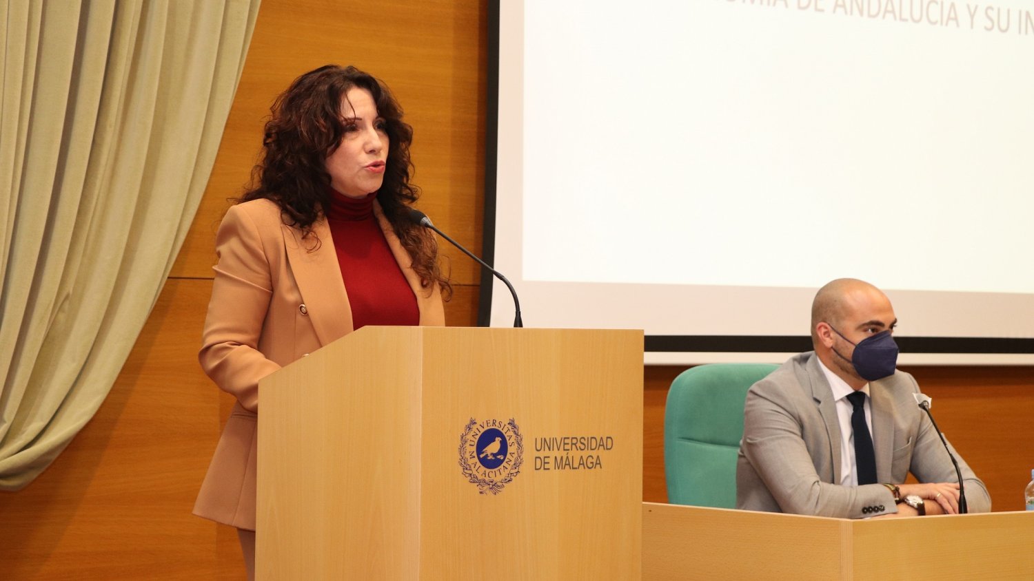 Las políticas sociales representan el 2,5% del PIB andaluz y generan 105.300 empleos