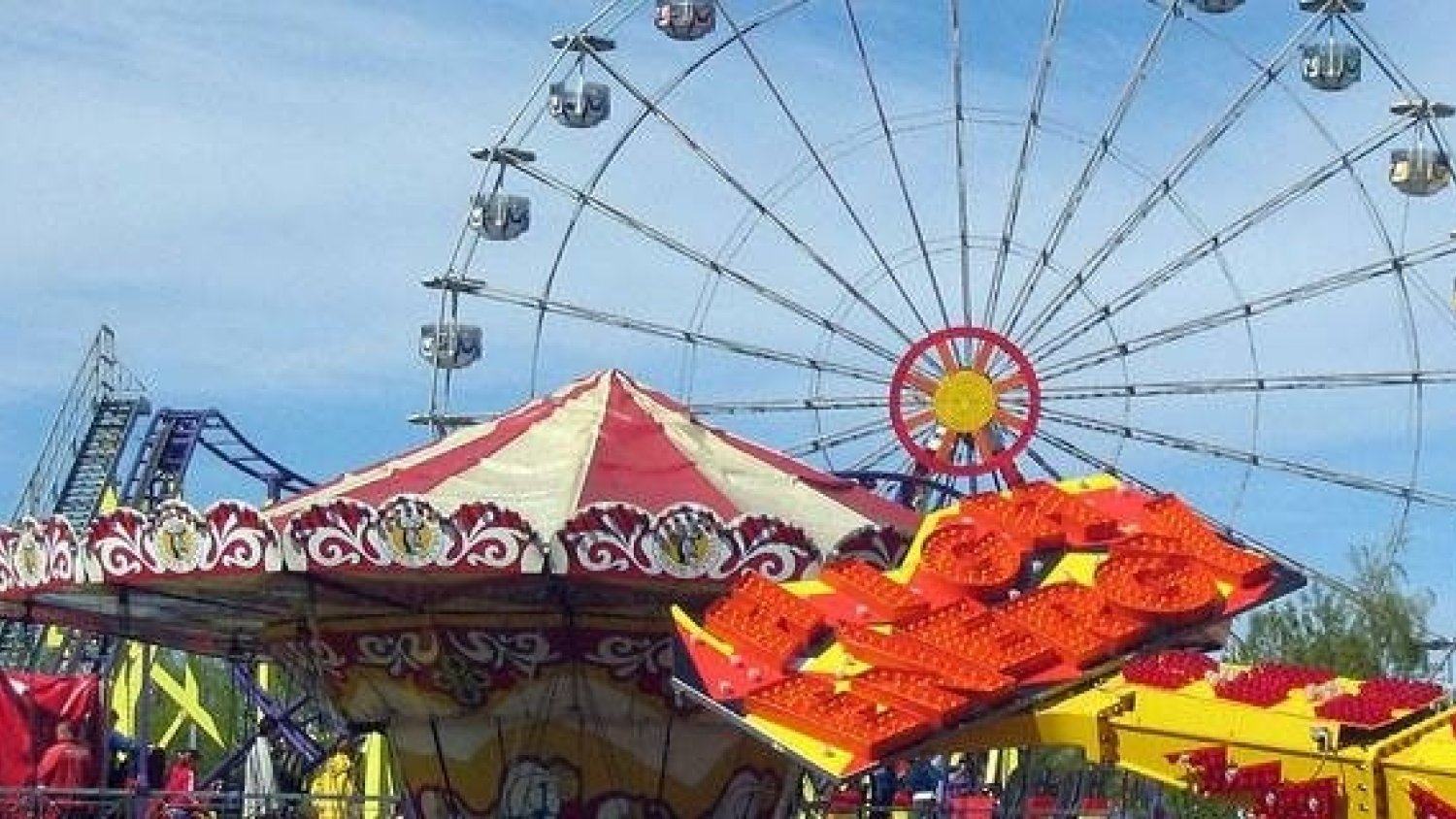 Izquierda Unida llama la atención sobre el cierre de Tívoli durante la celebración de Fitur