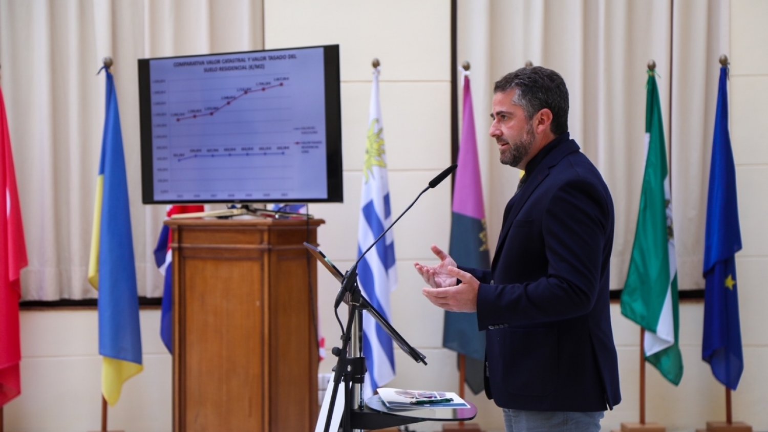 El Ayuntamiento anuncia la bajada de la plusvalía mortis causa e inter vivos un 36% de media