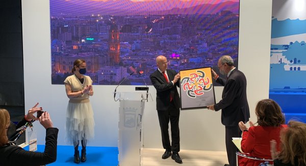 Málaga recibe el premio Fijet 2022 a la mejor ciudad de destino