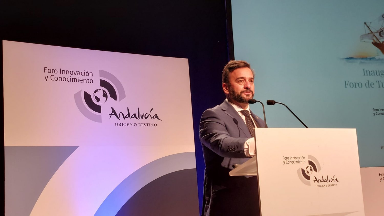 La Junta apuesta por el turismo industrial para abrir la oferta a nuevos espacios y combatir la despoblación