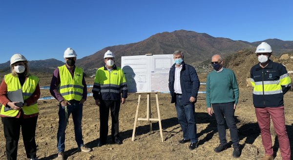 Estepona construye un depósito de agua de 15.000 metros cúbicos para mejorar el suministro