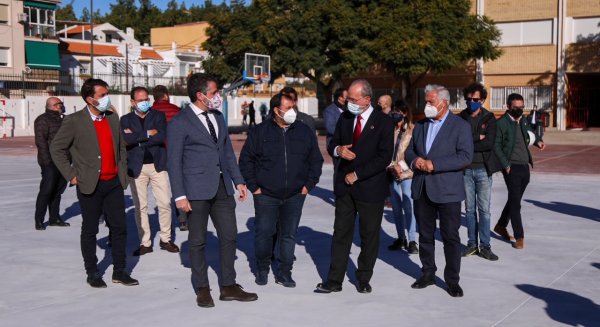 Finalizan las obras de la losa superior, las pantallas y los pilares del aparcamiento Pío Baroja