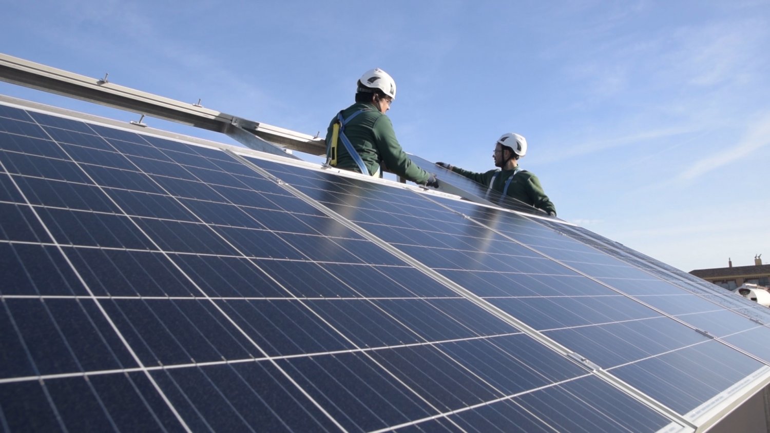 Los andaluces que se deciden a producir su propia electricidad se duplican en un año