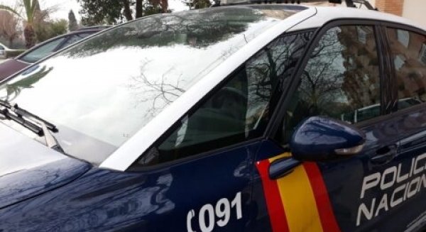 Detenida una mujer por apuñalar a un amigo en Año Nuevo tras acusarle de llevarse una televisión