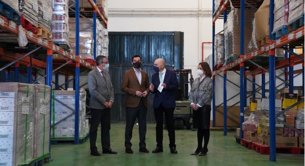 Moreno anuncia que se ha destinado más de 60 millones para atender a los andaluces en situación vulnerable