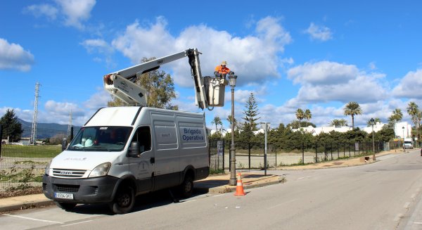 Estepona acomete durante 2021 más de 16.000 actuaciones de mejora en la ciudad