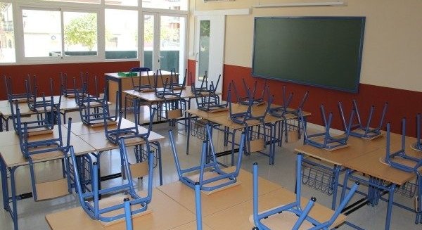 El Gobierno convoca una reunión el 4 de enero para analizar la vuelta a las aulas