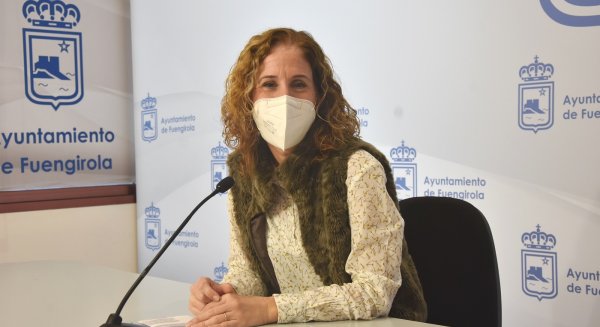 Fuengirola realiza labores de desinfección y control de plagas en los colegios durante Navidad