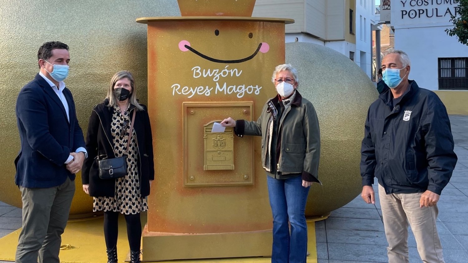 El Ayuntamiento de Málaga instala figuras de los Reyes Magos en el Centro Histórico