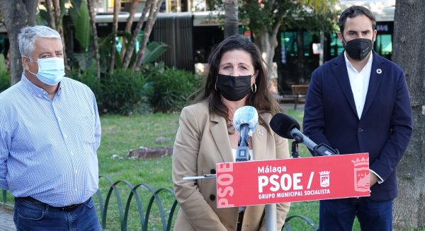 PSOE critica a PP y Cs por incumplir lo aprobado en el pleno y rotular como Carlos Haya la rotonda junto al Hospital