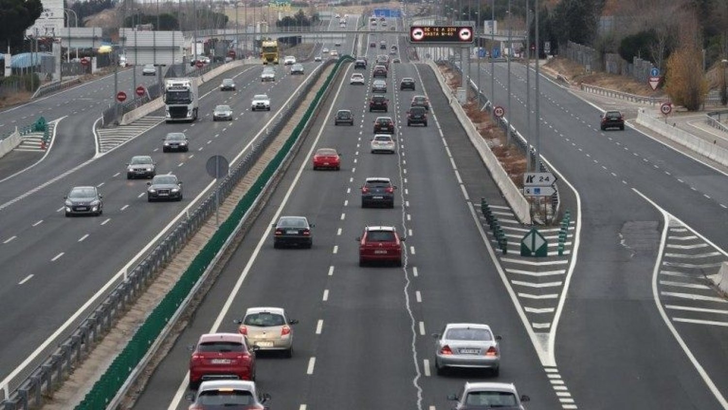 La DGT pone en marcha el dispositivo especial de vigilancia y regulación para Navidad