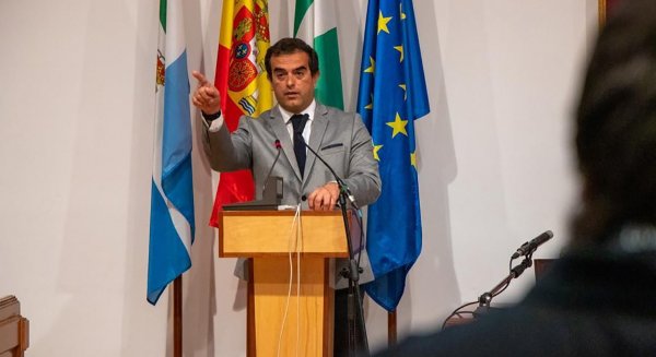 Sevilla reprocha al Gobierno socialista que haya actuado como si los problemas 