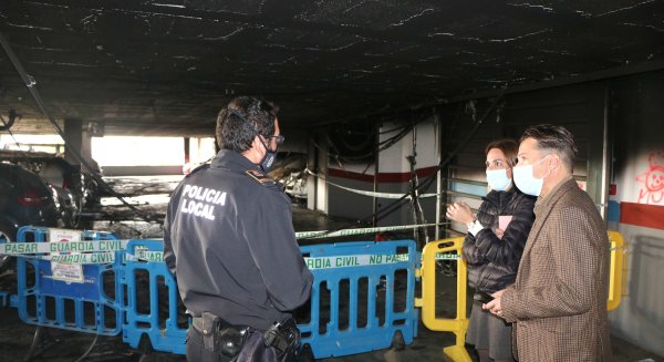 Torrox anuncia que investigará el incendio en el aparcamiento de La Concordia