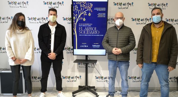 Torre del Mar realiza una iniciativa solidaria promovida por el Grupo Jazba