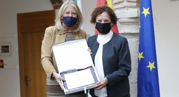 Marbella rinde homenaje a los trabajadores jubilados del Hospital Real de la Misericordia
