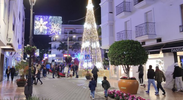 Estepona activa la campaña ‘comercio seguro’ dentro del dispositivo de seguridad de Navidad