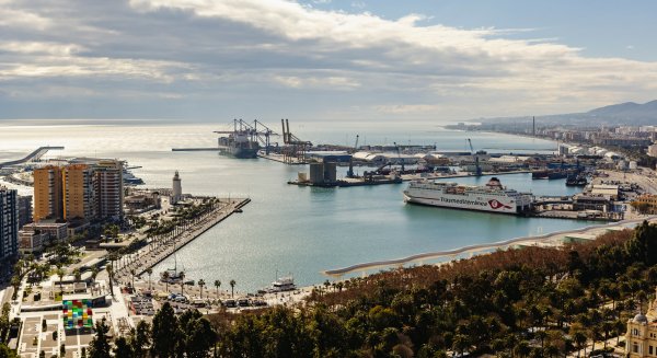 Telefónica y NTT Data llevan el 5G para incrementar la seguridad del Puerto de Málaga