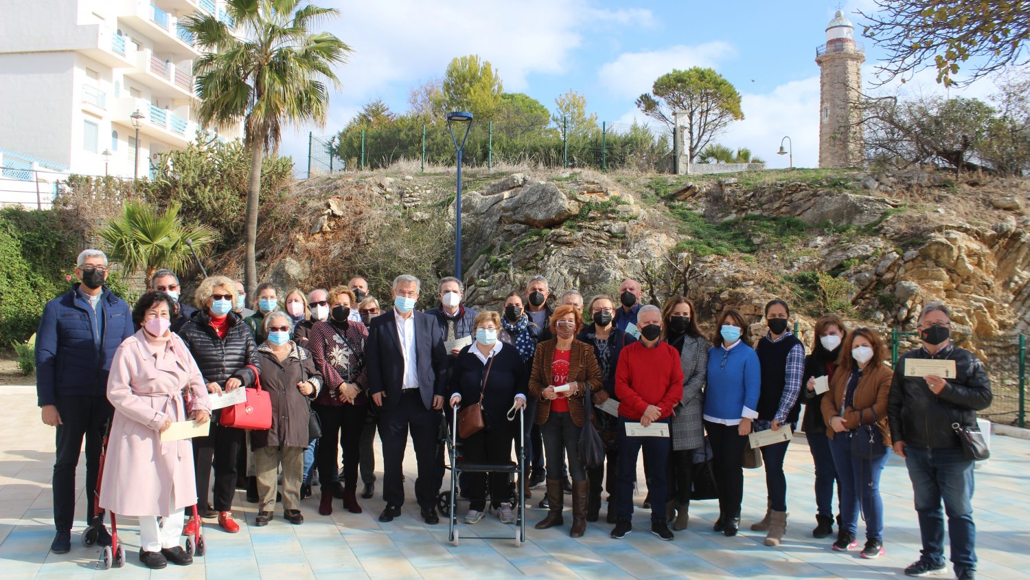 Estepona entrega 200.000 euros en ayudas a colectivos sociales