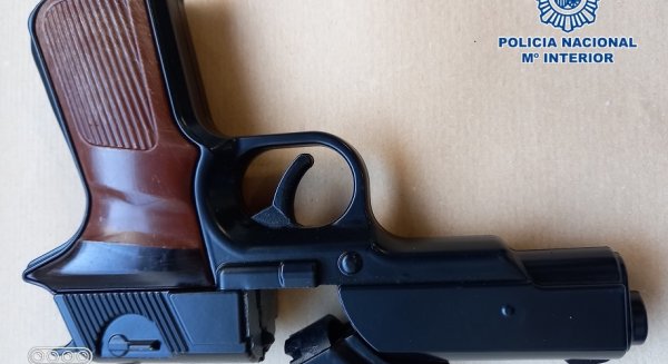 La Policía Nacional detiene a los atracadores de una gasolinera en Vélez-Málaga