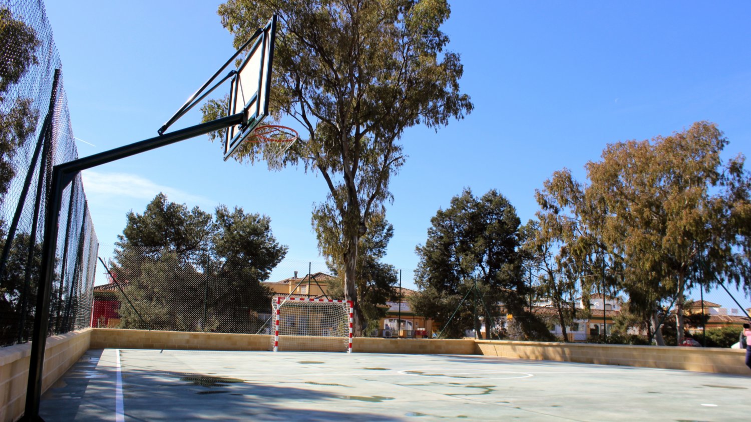 Estepona proyecta dos nuevos equipamientos deportivos en Nueva Atalaya y Las Joyas