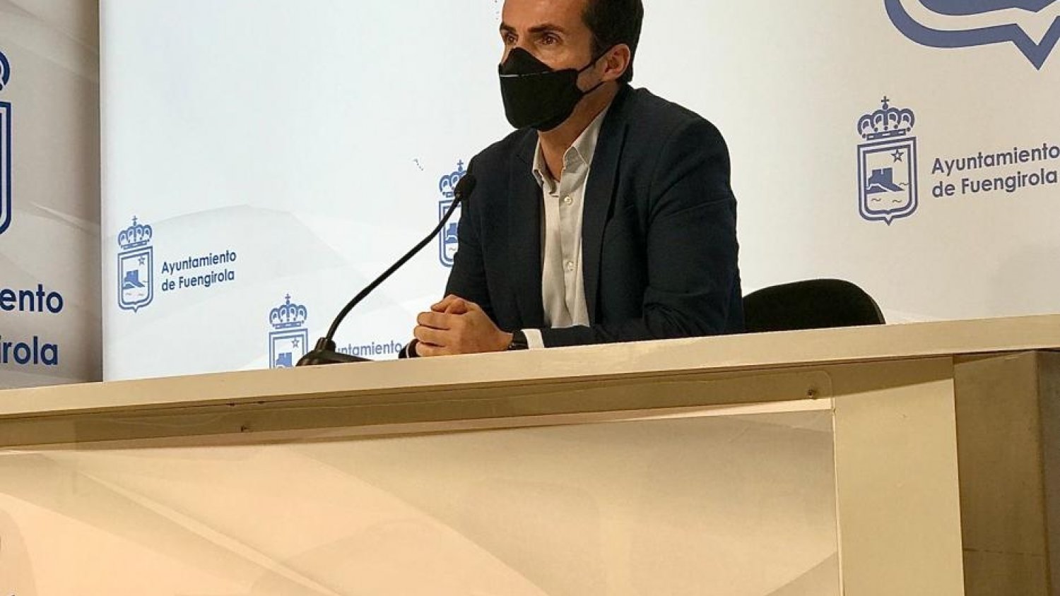 Cs denuncia que Fuengirola cobra el canon del agua sin revisar la facturación por un funcionario