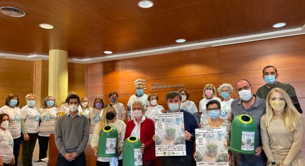 Málaga y Ecovidrio participan en el proyecto 'Involucrando, reciclando vidrio hacemos barrio'