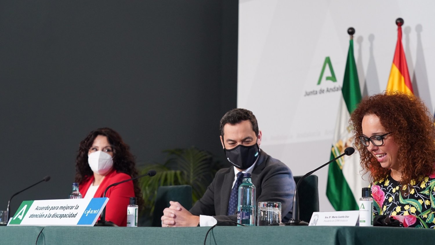 La Junta blinda mediante un acuerdo con el CERMI la atención a la discapacidad en Andalucía