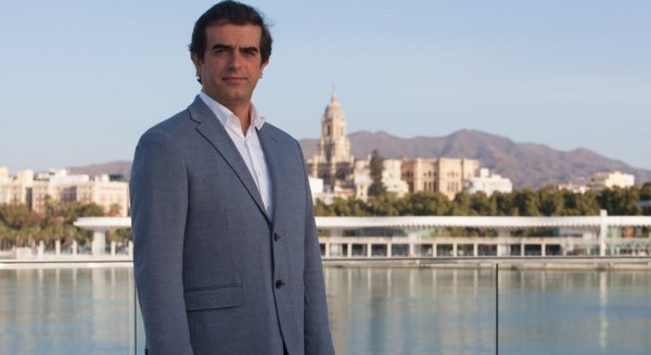 Vox informa que reducirá en 500 mil euros el gasto político en el Ayuntamiento de Torremolinos