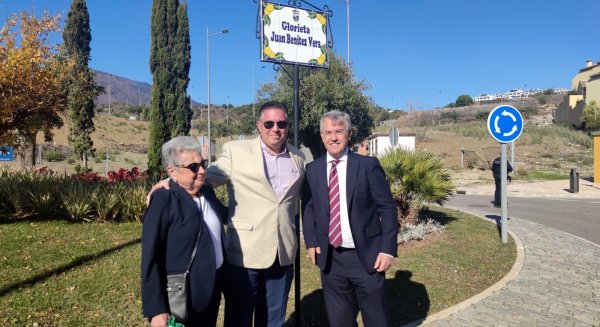 Estepona dedica una glorieta al empresario de Estepona Juan Benítez Vera