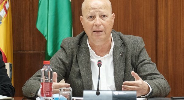 Imbroda destaca el aumento de más de 1.300 profesionales para la atención del alumnado más vulnerable