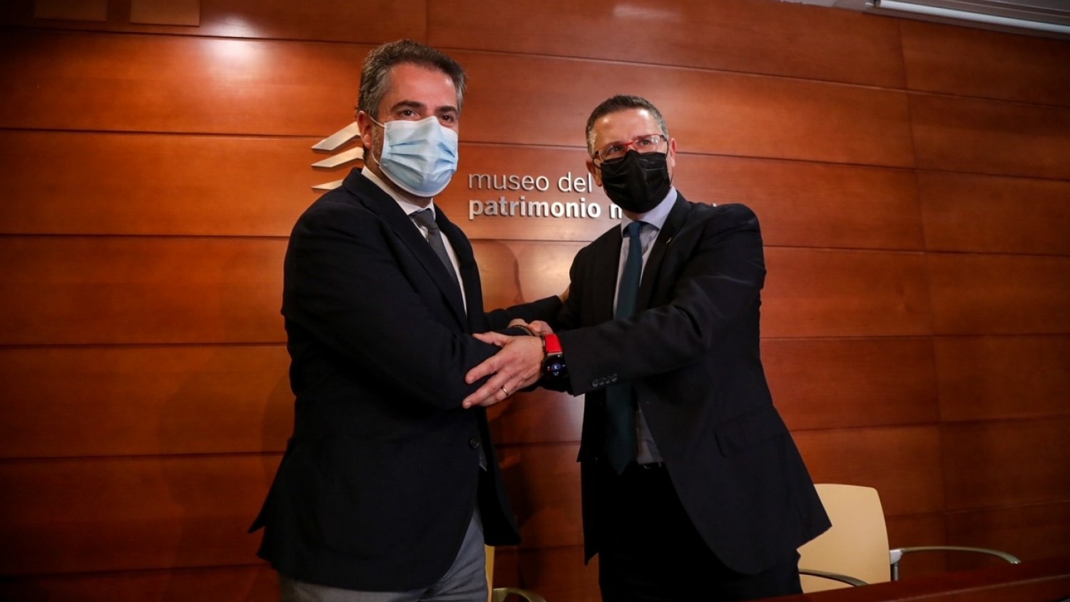 El Ayuntamiento y Correos renuevan su colaboración para facilitar el pago de tributos a la ciudadanía
