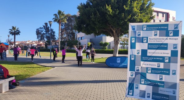 Los mayores de 65 años disfrutan del deporte gracias al Programa de Condición Física para Mayores