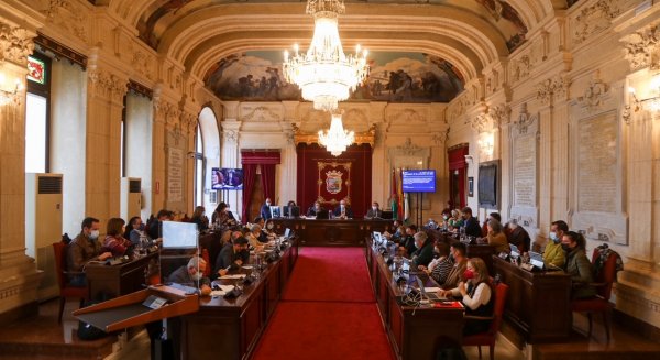 Málaga aprueba inicialmente el presupuesto para 2022 con un ascenso a los 936,2 millones de euros