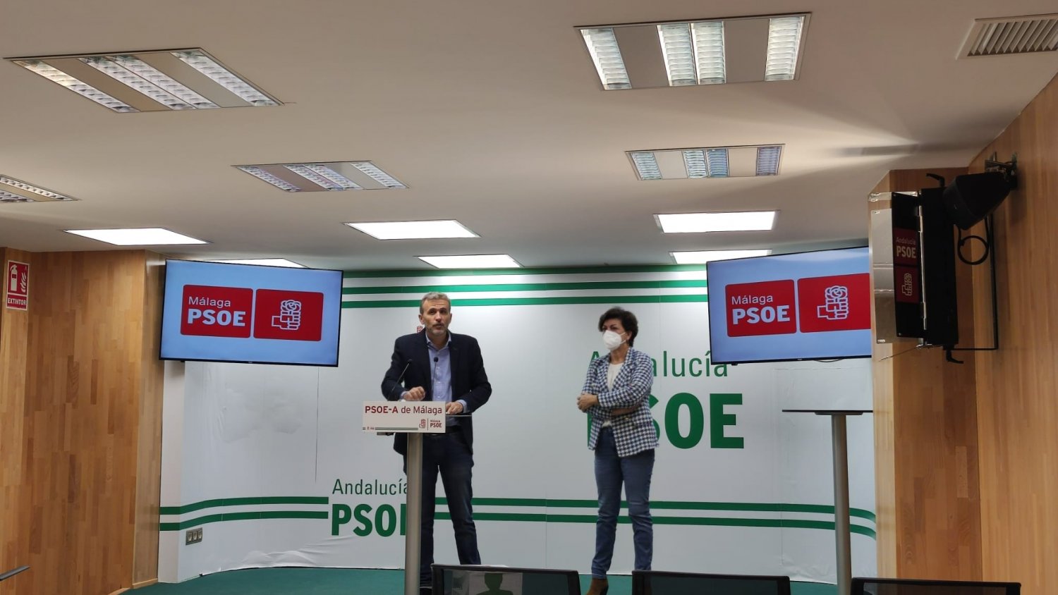 Ignacio López y Fuensanta Lima presentan los partidas presupuestarias del Gobierno para Málaga