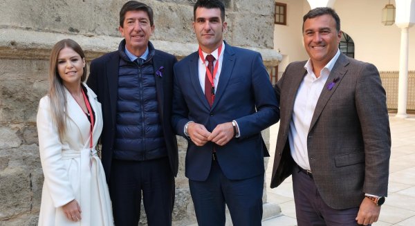 El alcalde de Guaro valora la aprobación de la nueva ley en materia urbanística