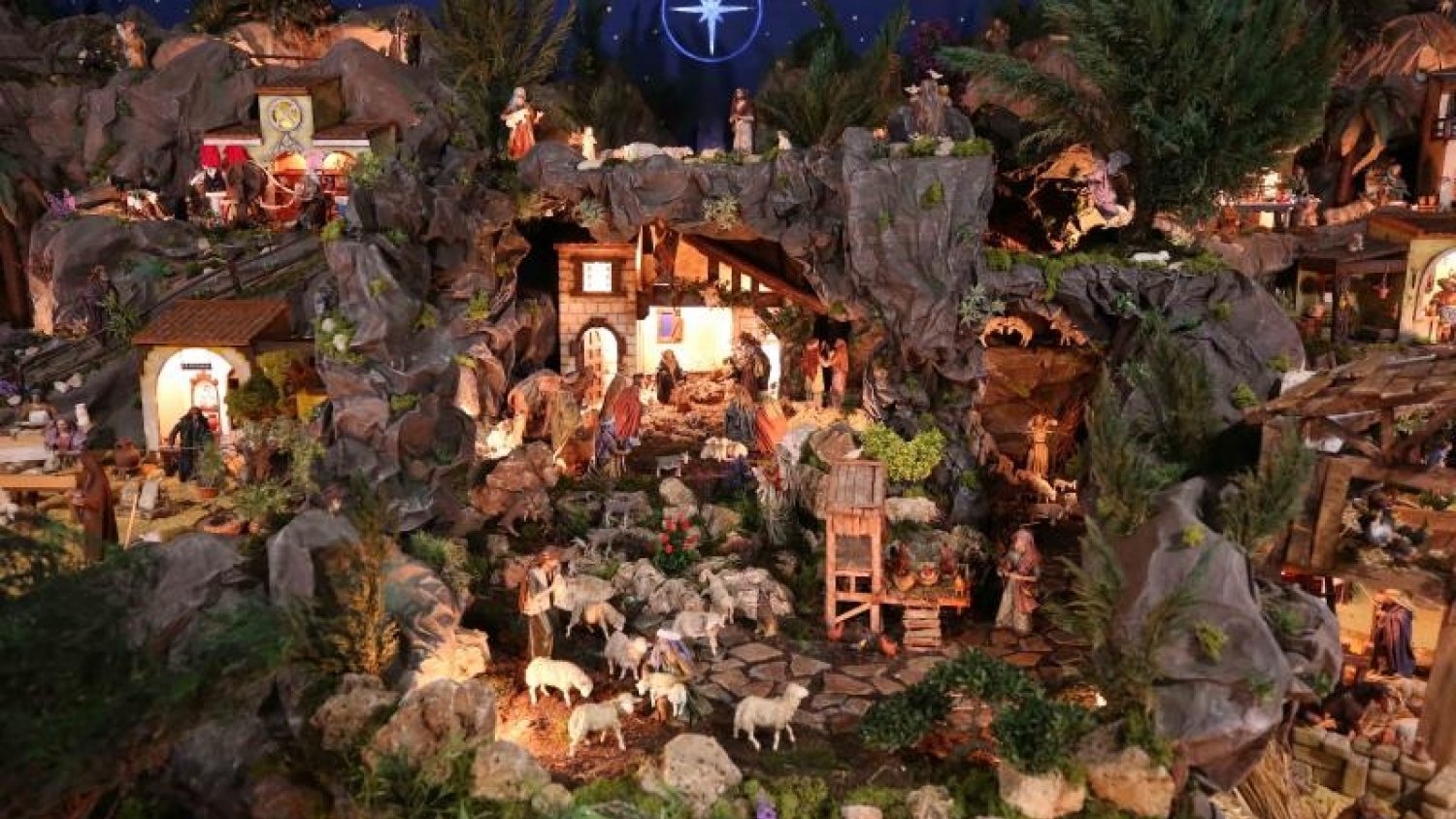 Diputación da la bienvenida a la Navidad con su tradicional Belén interactivo
