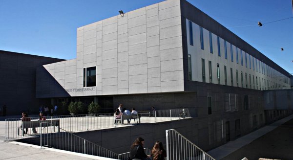 La Facultad de Comercio y Gestión de la Universidad de Málaga celebra la semana cultural