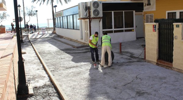 Fuengirola mejora las infraestructuras de ocho calles de Torreblanca a través del Plan de Embellecimiento
