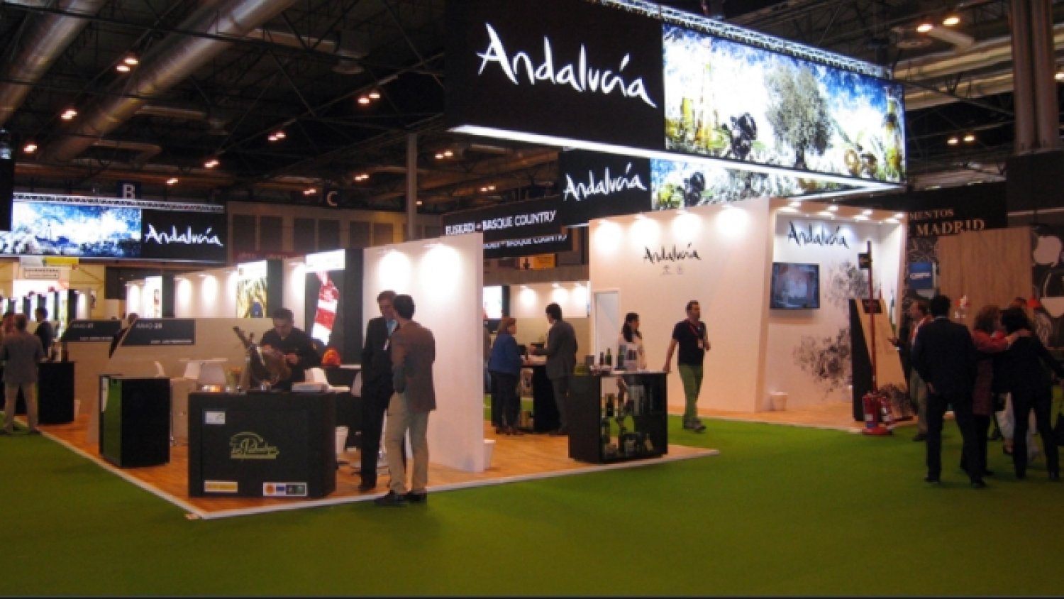 Andalucía muestra su oferta turística en ‘Andalusia Destinazione Spagna’