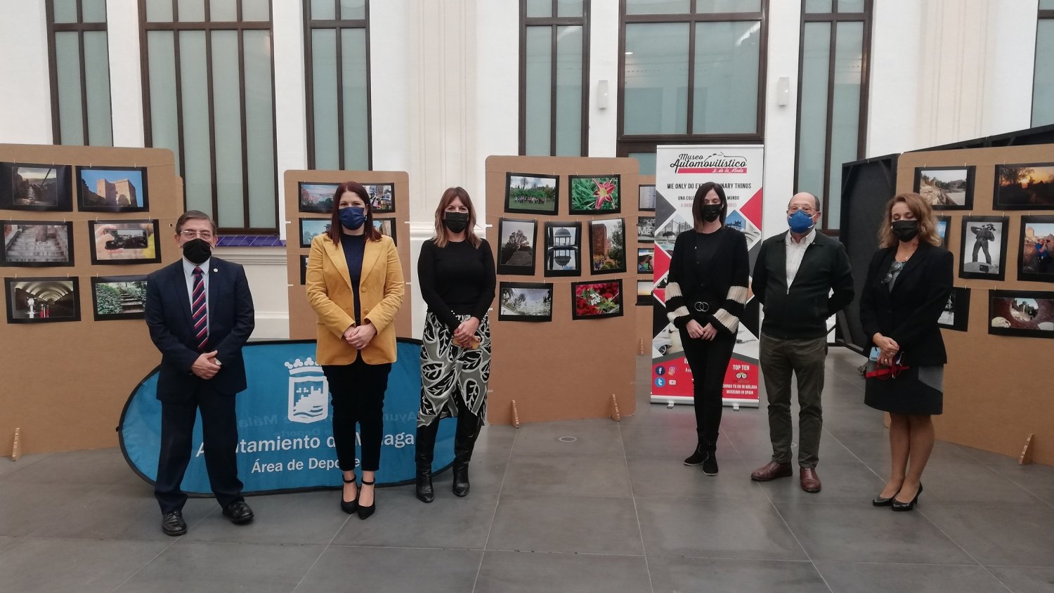 El Museo Automovilístico y de la Moda acoge la exposición de las caminatas senderistas
