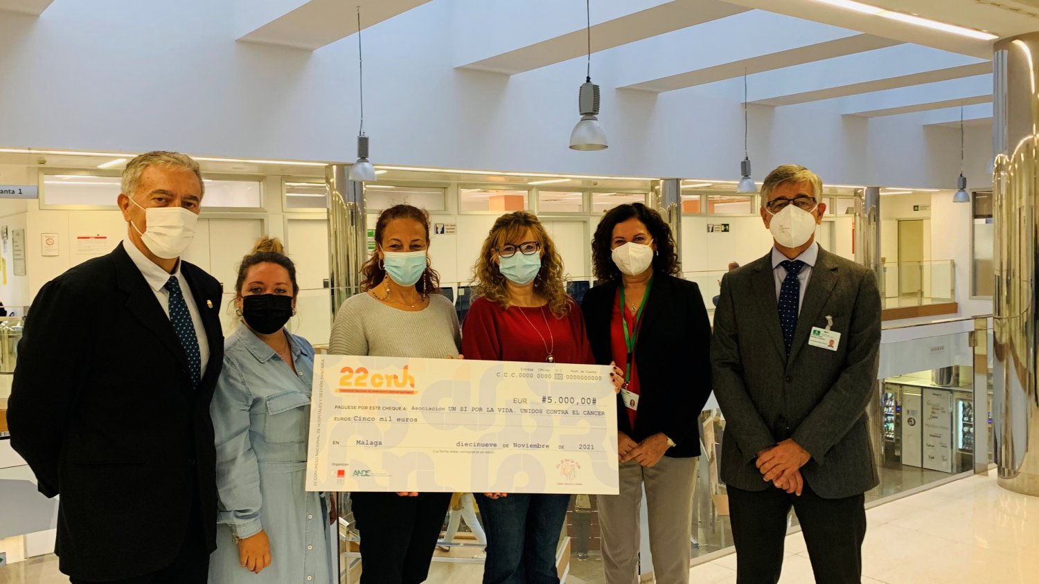 El Hospital Virgen de la Victoria acoge una donación por parte de SEDISA y ANDE