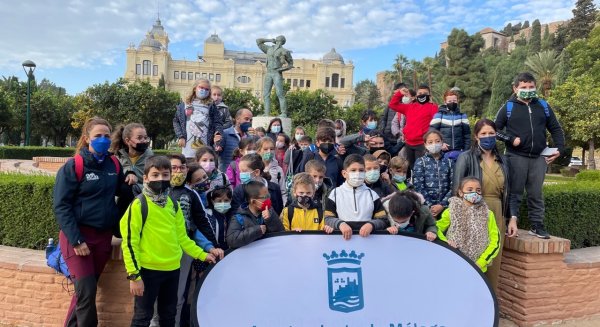 Más de 6.400 escolares participan en el programa 'Pequesendas' del Área de Deporte